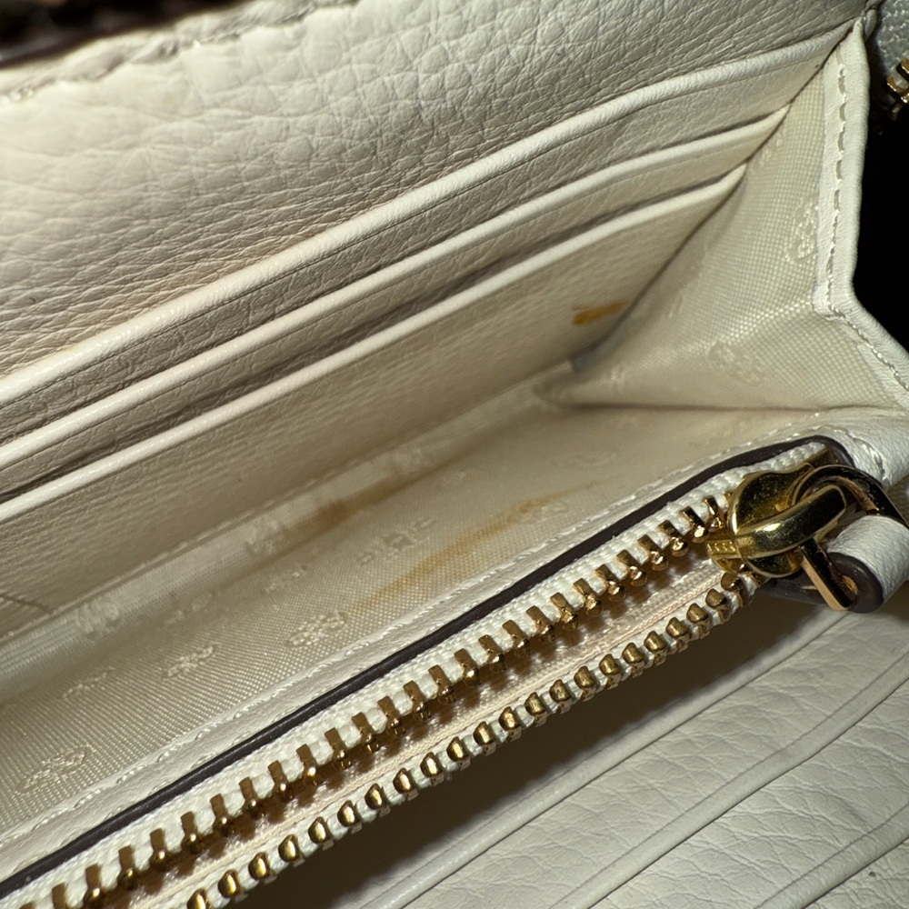 Tory Burch Wallet - Picture 3 of 5